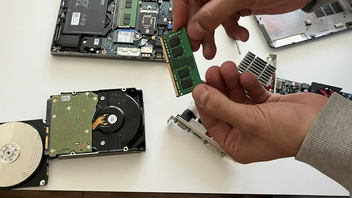 Auseinandergebauter Rechner