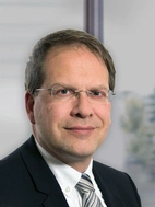 Portrait des Mitarbeitenden