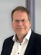 Achim Schmidt, Head of Sales IT-Services und Infrastruktur bei der ]init[ AG