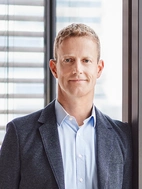 Dr. Gregor Költzsch, Vorstand bei der ]init[ AG