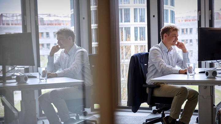 Mitarbeiter am ]init[-Standort Hamburg