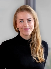 Hannah Caliebe, Recruiterin bei der ]init[ AG