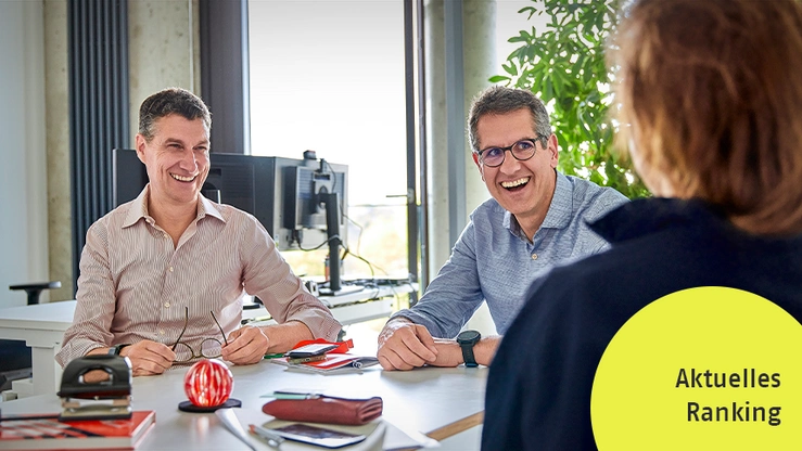 Personen im Büro