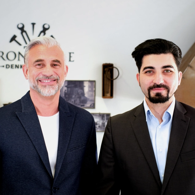 Gianni Lepore und Roberto Santovito, Geschäftsführer der Ironforge Consulting AG.